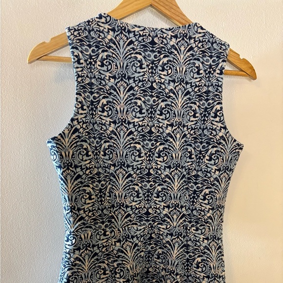 J. McLaughlin Blue Patterned Scuba Zip Front A-Line Active Dress - Picture 9 of 11